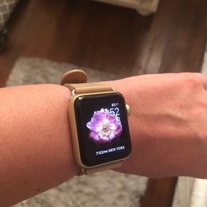 Series 2 Apple Watch 38MM with Bands!!!!